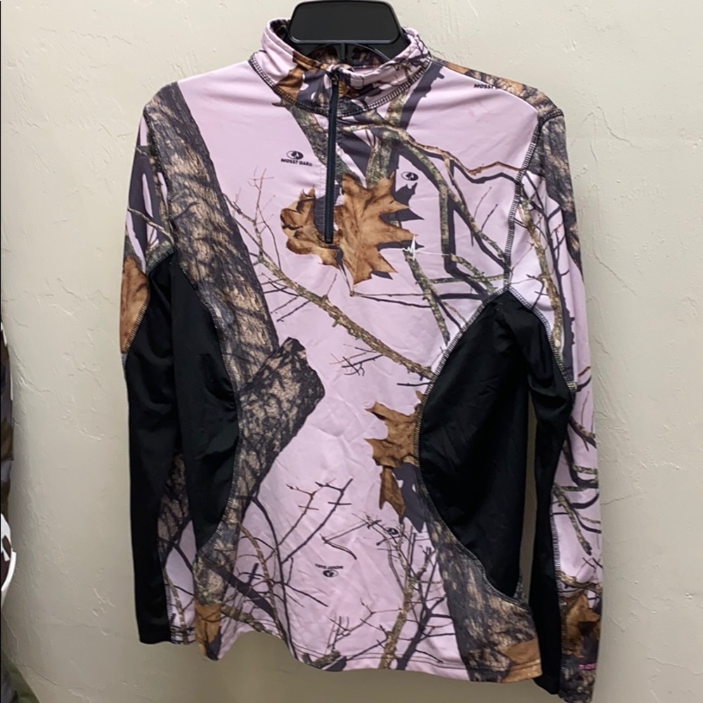 Mossy Oak women’s shirt